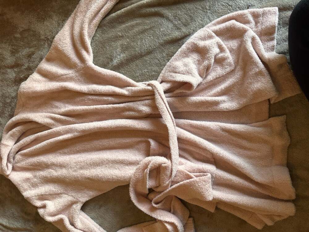 78 & Sunny Plush Robe Size L